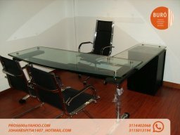 ESCRITORIOS DE VIDRIO EN L